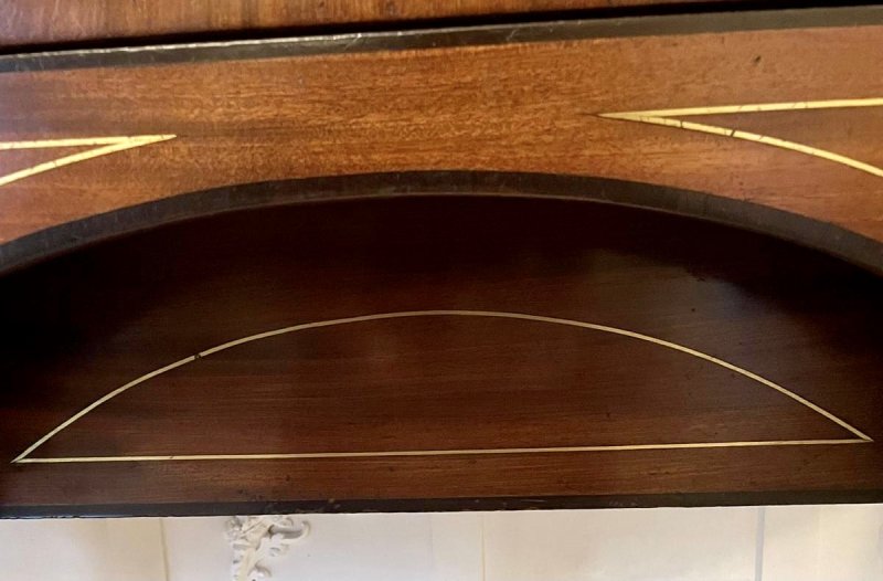 Fine Quality Antique Regency Brass Inlaid Mahogany Breakfront Sideboard - Image 4